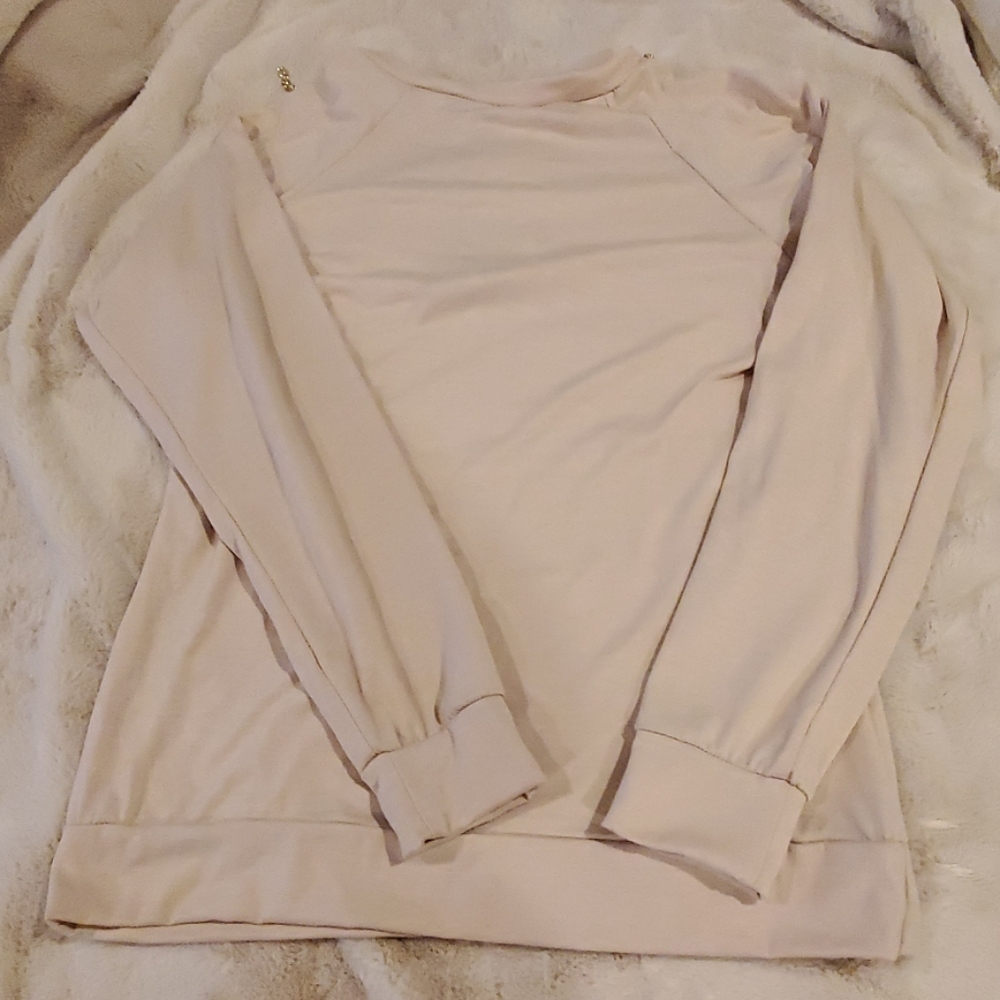 beige quarter-zip sweatshirt gold-tone chain details on the shoulders. Medium
